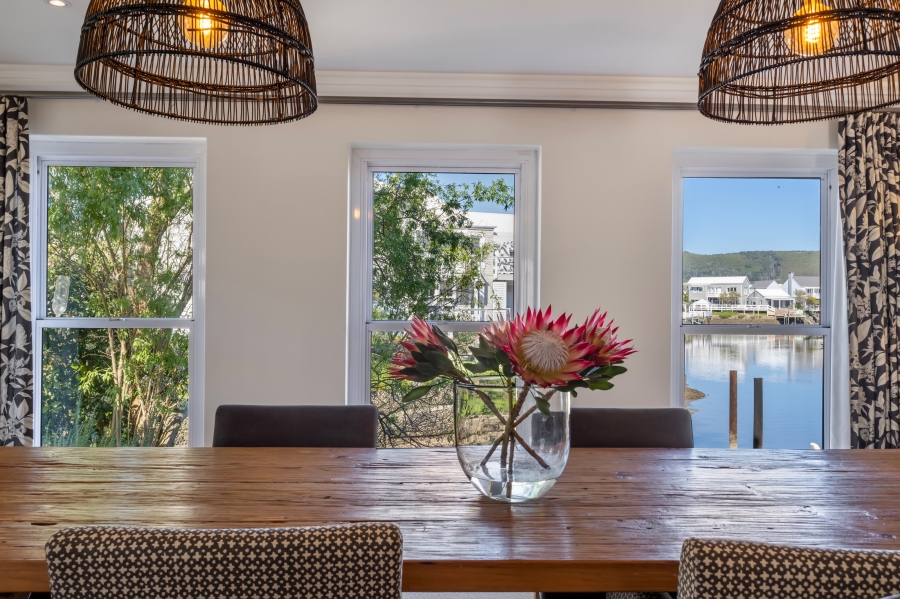 4 Bedroom Property for Sale in Thesen Islands Western Cape